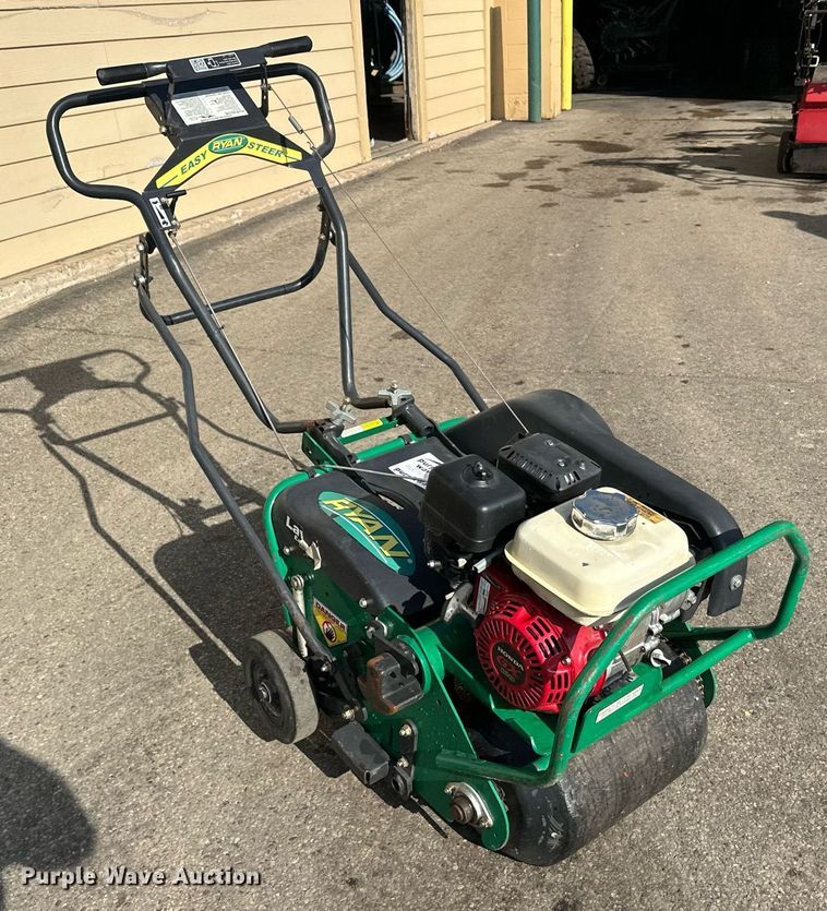 image for item DT6386 Ryan Lawn Air 4  aerator