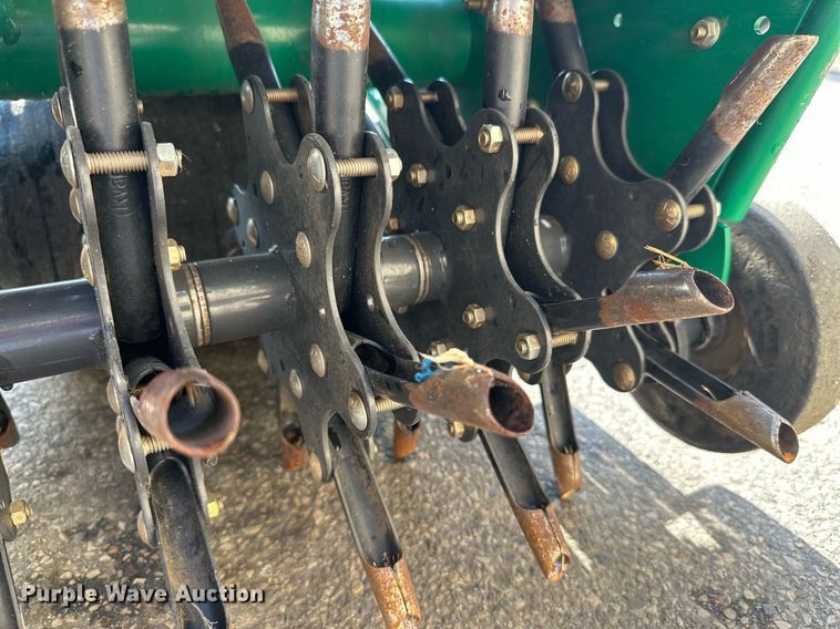 image for item DT6386 Ryan Lawn Air 4  aerator