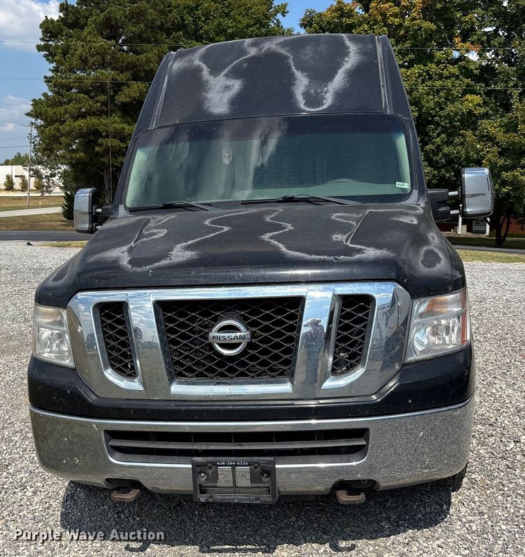 image for item DU1326 2012 Nissan NV2500 van