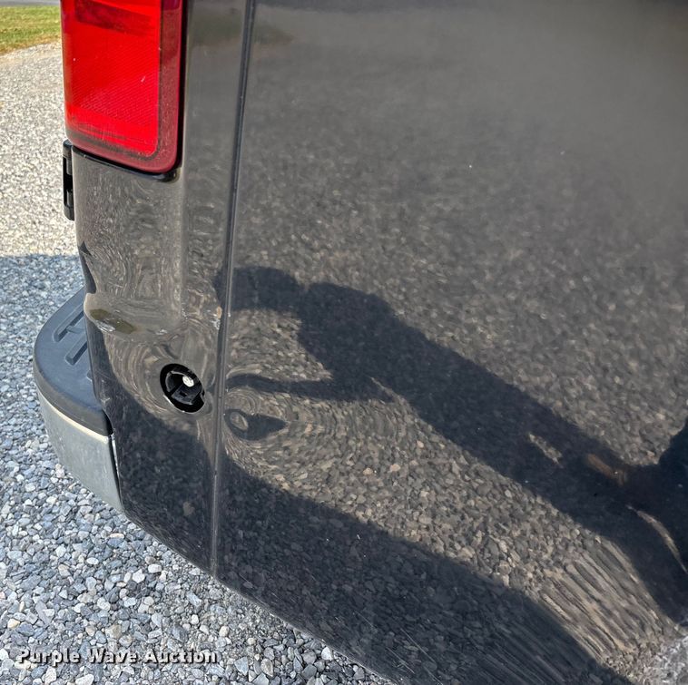 image for item DU1326 2012 Nissan NV2500 van