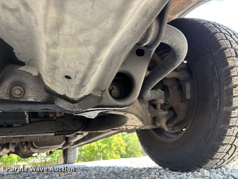 image for item DU1326 2012 Nissan NV2500 van