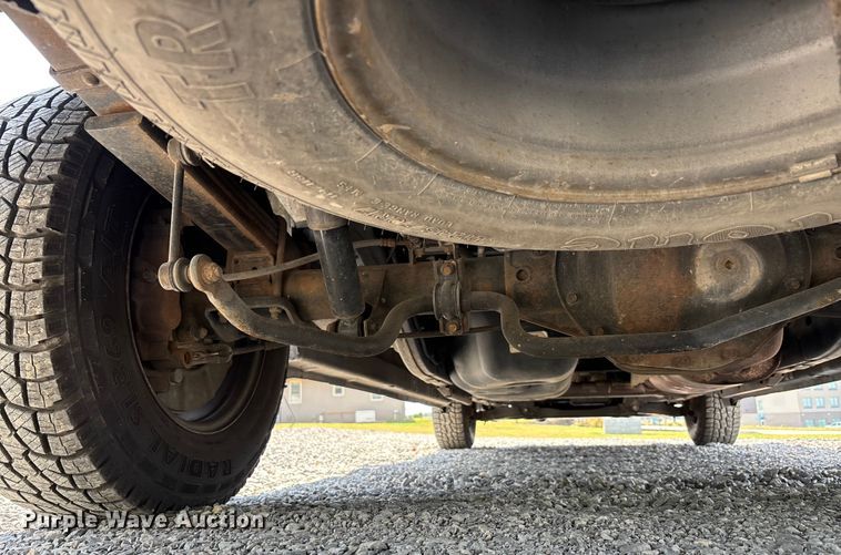 image for item DU1326 2012 Nissan NV2500 van