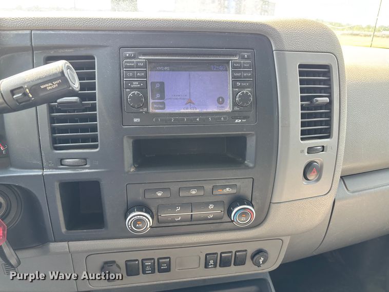 image for item DU1326 2012 Nissan NV2500 van