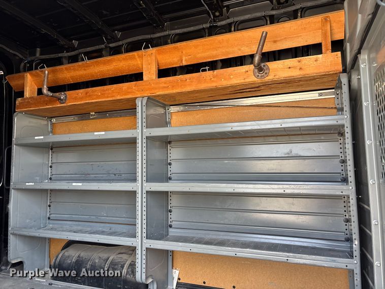 image for item DU1326 2012 Nissan NV2500 van