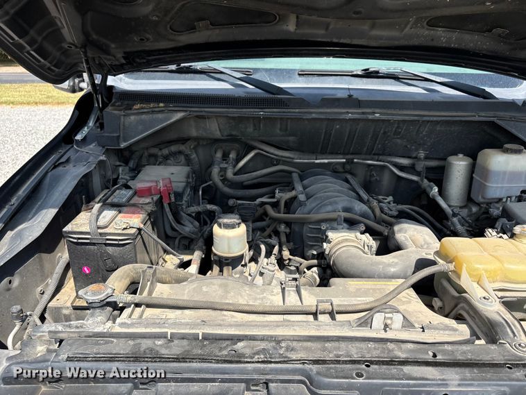 image for item DU1326 2012 Nissan NV2500 van