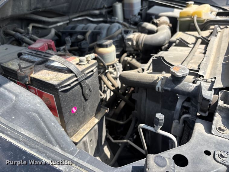 image for item DU1326 2012 Nissan NV2500 van