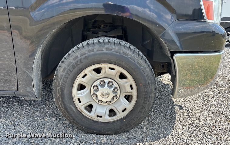 image for item DU1326 2012 Nissan NV2500 van