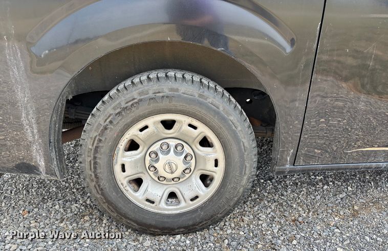 image for item DU1326 2012 Nissan NV2500 van