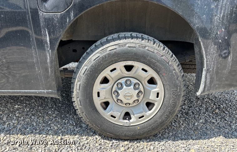 image for item DU1326 2012 Nissan NV2500 van