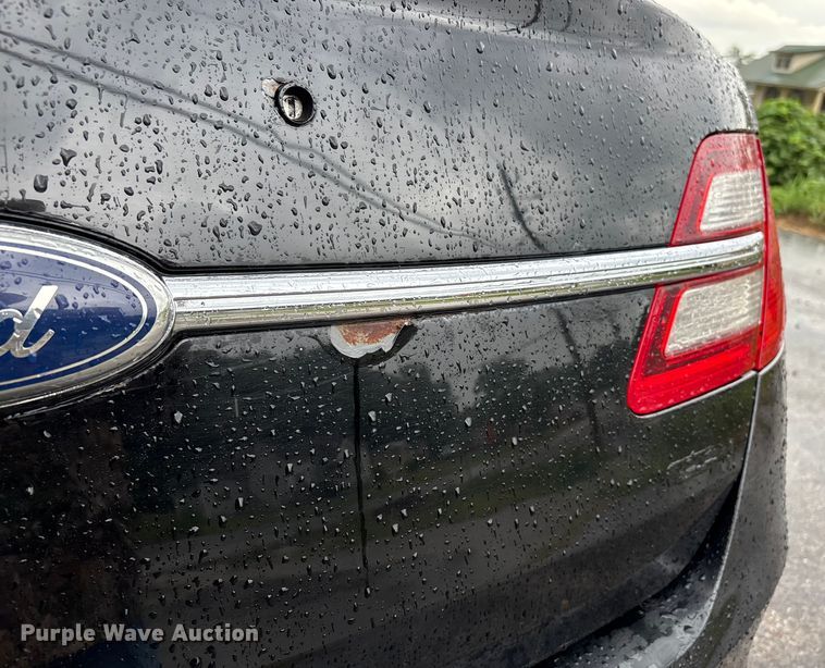 image for item DU1330 2013 Ford Taurus Police 