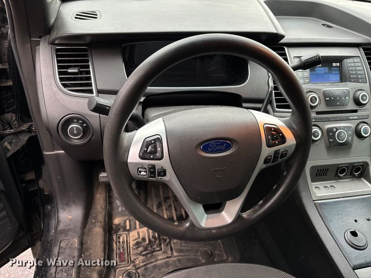 image for item DU1330 2013 Ford Taurus Police 