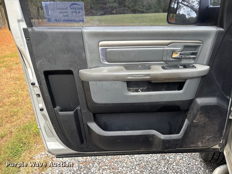 image for item DU1336 2016 Dodge Ram 2500  pickup truck