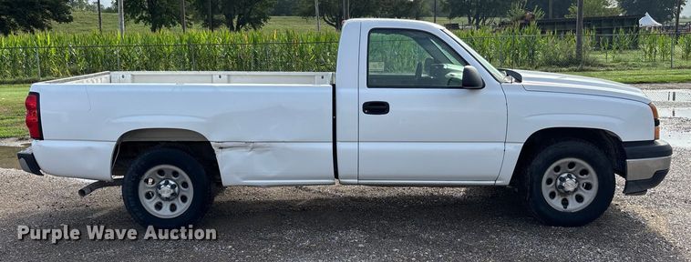 image for item DU1340 2006 Chevrolet Silverado 1500 pickup truck