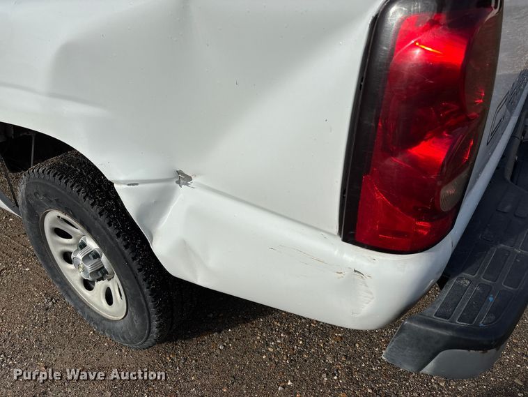 image for item DU1340 2006 Chevrolet Silverado 1500 pickup truck