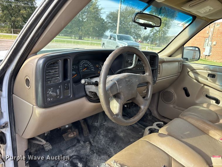 image for item DU1340 2006 Chevrolet Silverado 1500 pickup truck