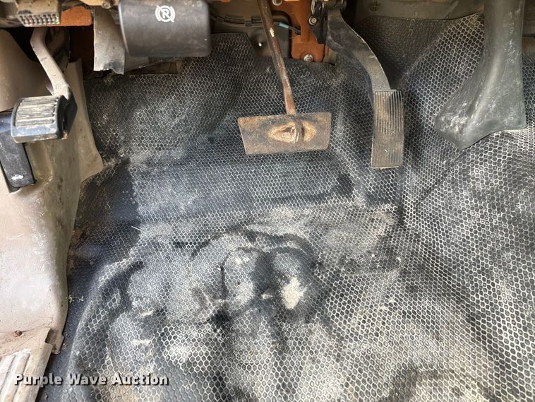 image for item DU1340 2006 Chevrolet Silverado 1500 pickup truck