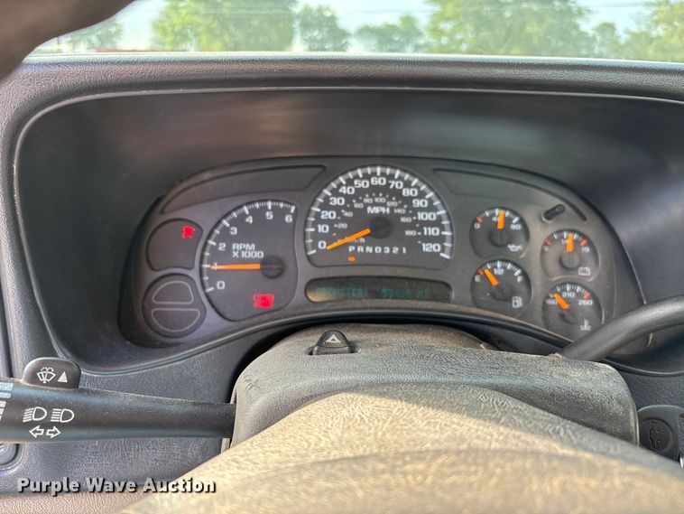 image for item DU1340 2006 Chevrolet Silverado 1500 pickup truck