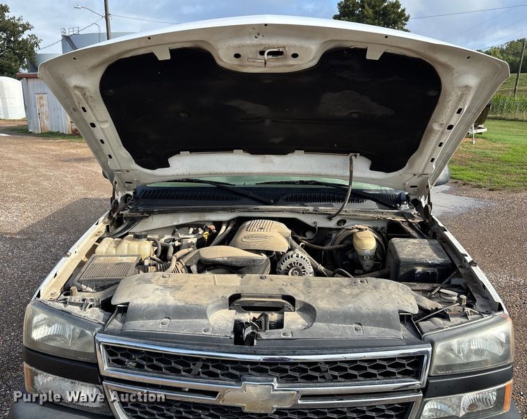 image for item DU1340 2006 Chevrolet Silverado 1500 pickup truck