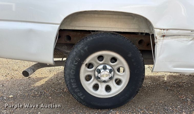 image for item DU1340 2006 Chevrolet Silverado 1500 pickup truck