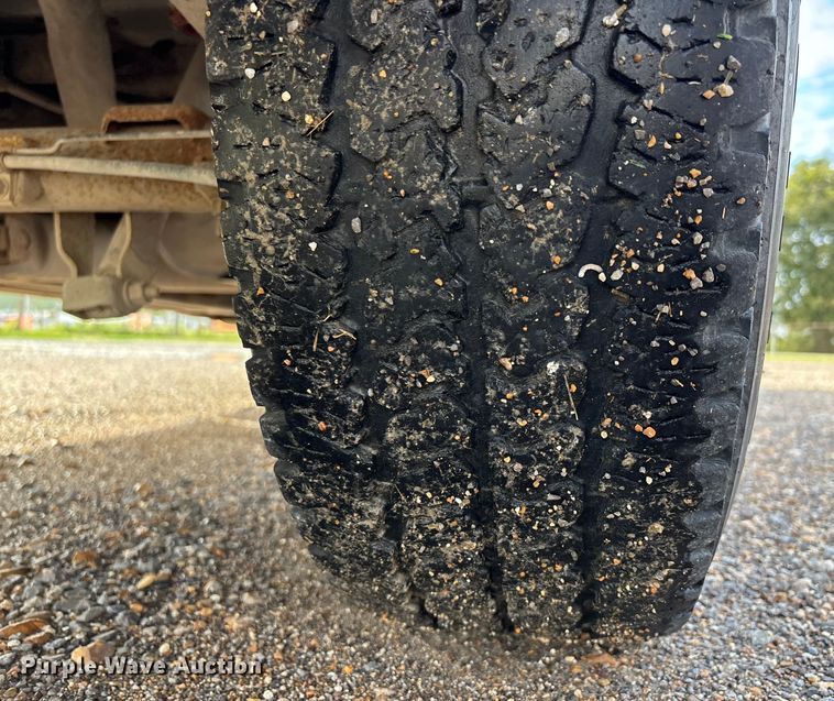 image for item DU1340 2006 Chevrolet Silverado 1500 pickup truck