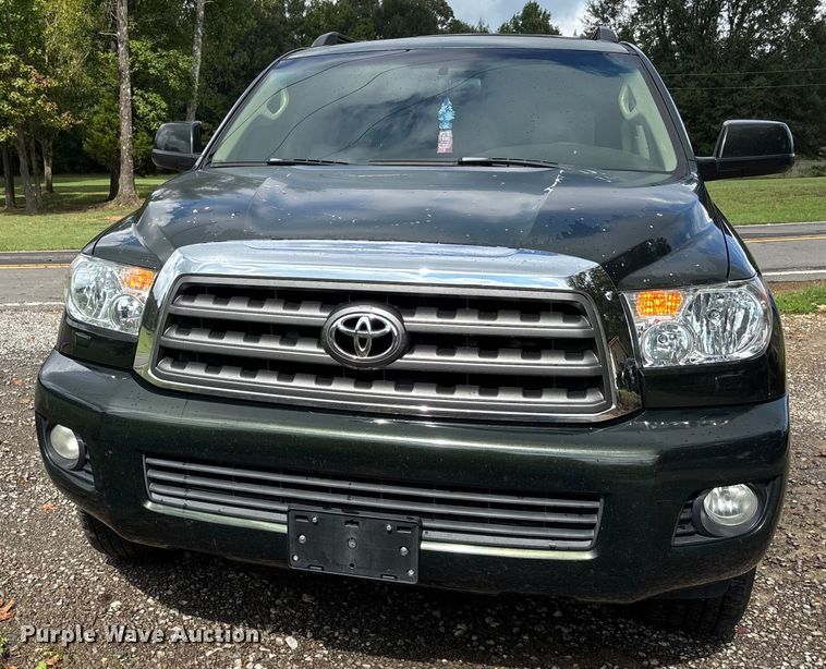 image for item DU1343 2010 Toyota Sequoia SUV