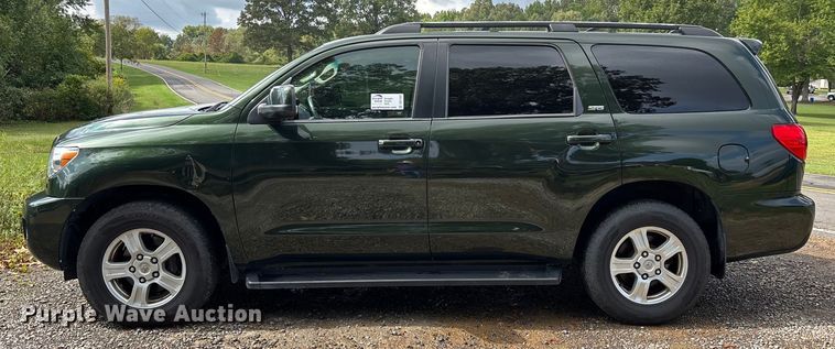 image for item DU1343 2010 Toyota Sequoia SUV