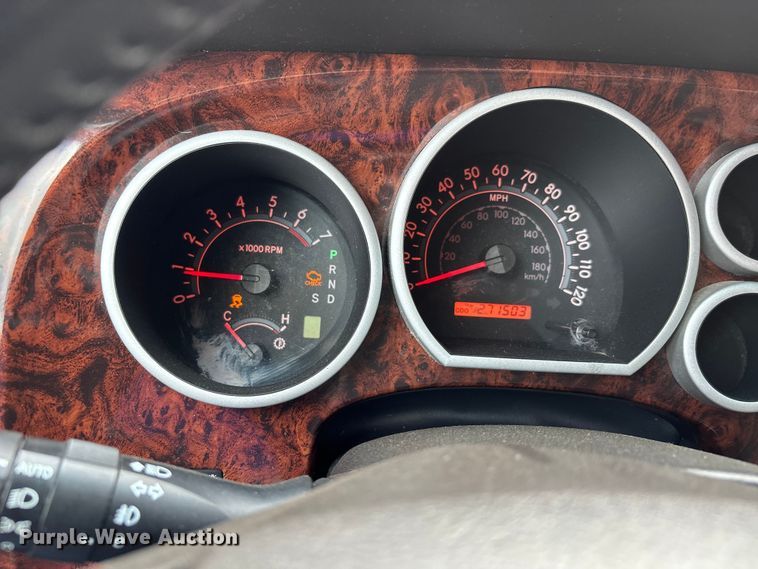 image for item DU1343 2010 Toyota Sequoia SUV