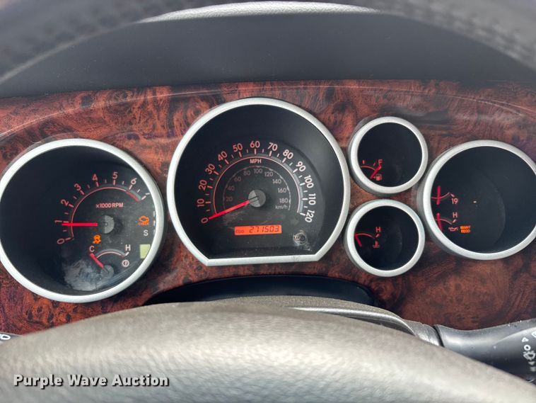 image for item DU1343 2010 Toyota Sequoia SUV