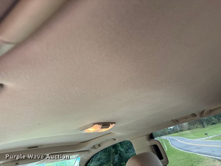 image for item DU1343 2010 Toyota Sequoia SUV