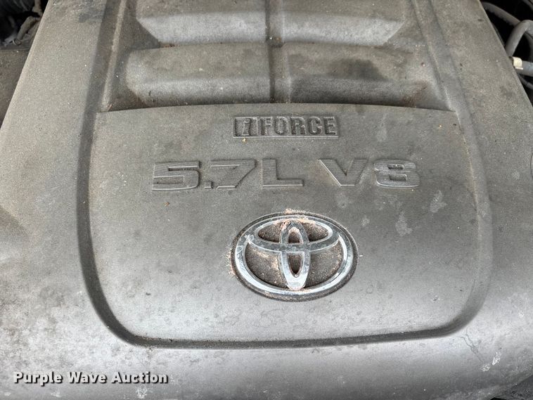 image for item DU1343 2010 Toyota Sequoia SUV