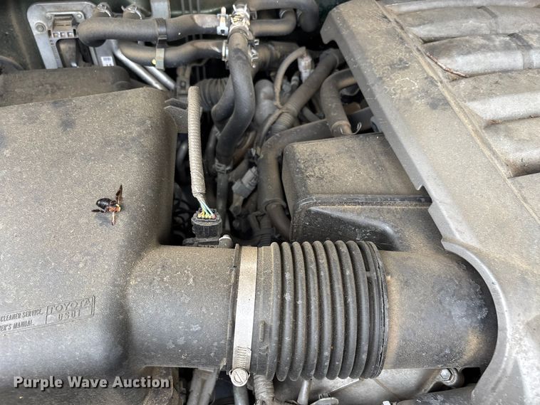 image for item DU1343 2010 Toyota Sequoia SUV