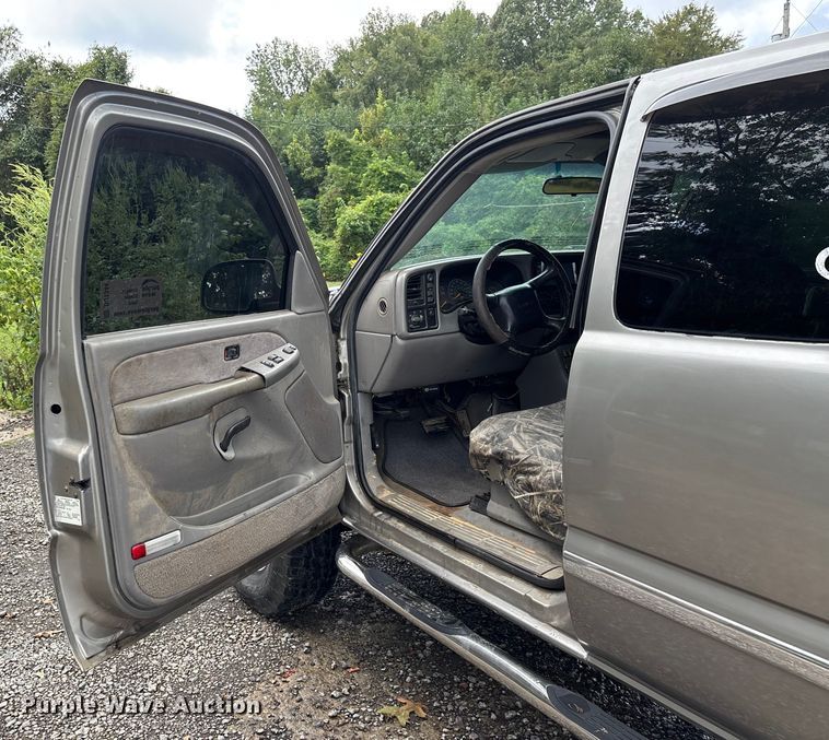 image for item DU1344 1999 GMC Sierra Ext. Cab pickup truck