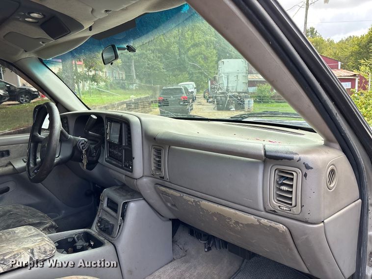 image for item DU1344 1999 GMC Sierra Ext. Cab pickup truck