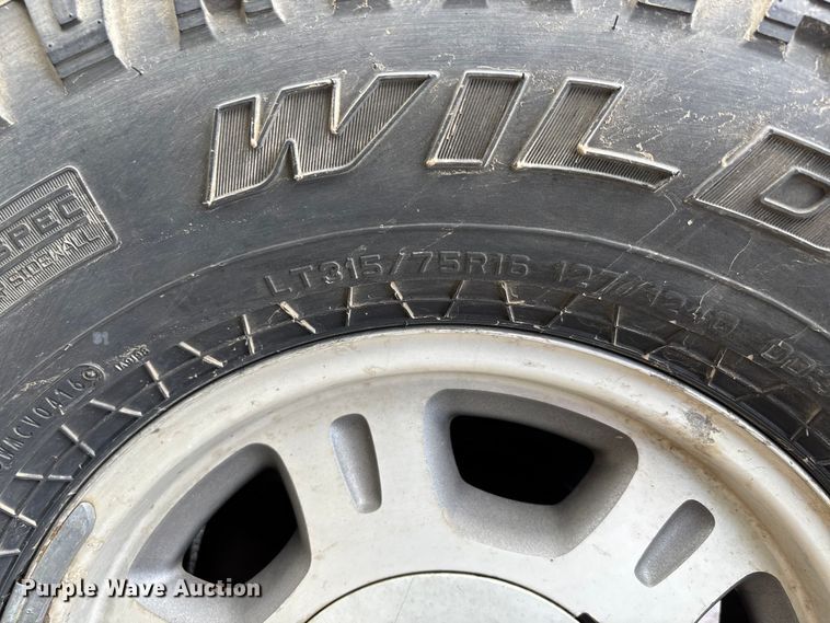 image for item DU1344 1999 GMC Sierra Ext. Cab pickup truck