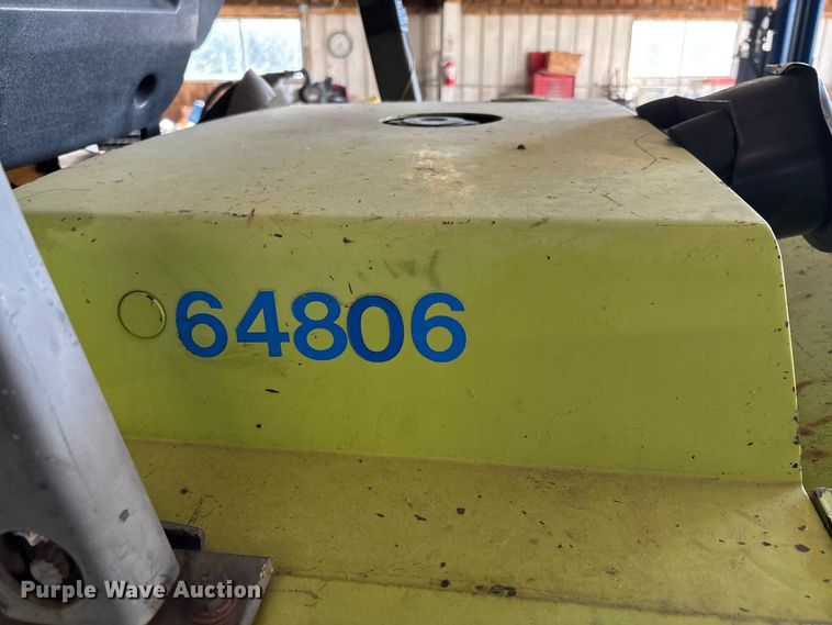 image for item DU1370 Clark C500 forklift