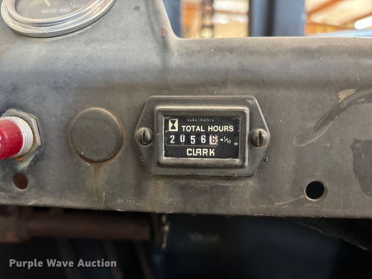 image for item DU1370 Clark C500 forklift