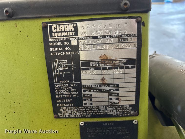 image for item DU1370 Clark C500 forklift