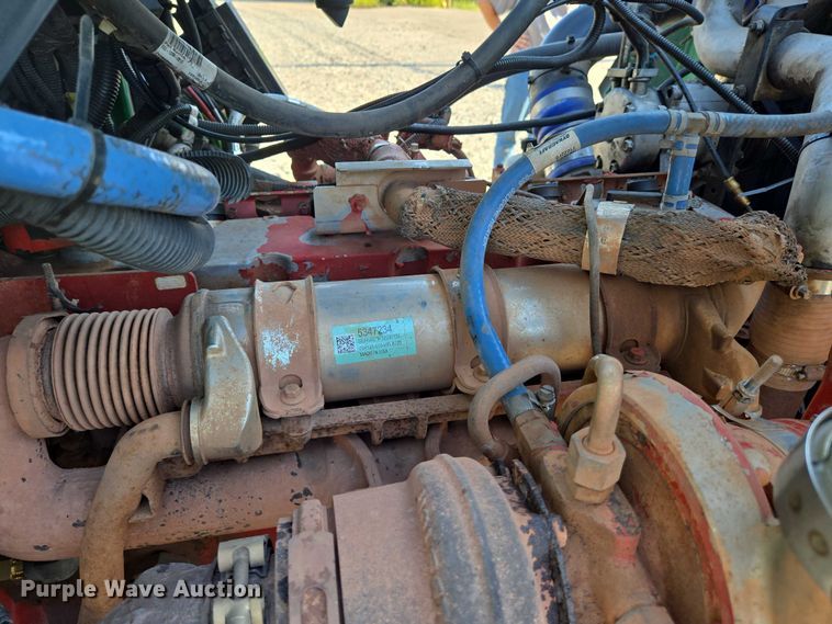 image for item DU6892 2015 Peterbilt  365 refuse truck