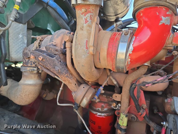 image for item DU6892 2015 Peterbilt  365 refuse truck