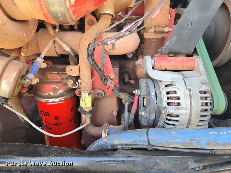 image for item DU6892 2015 Peterbilt  365 refuse truck