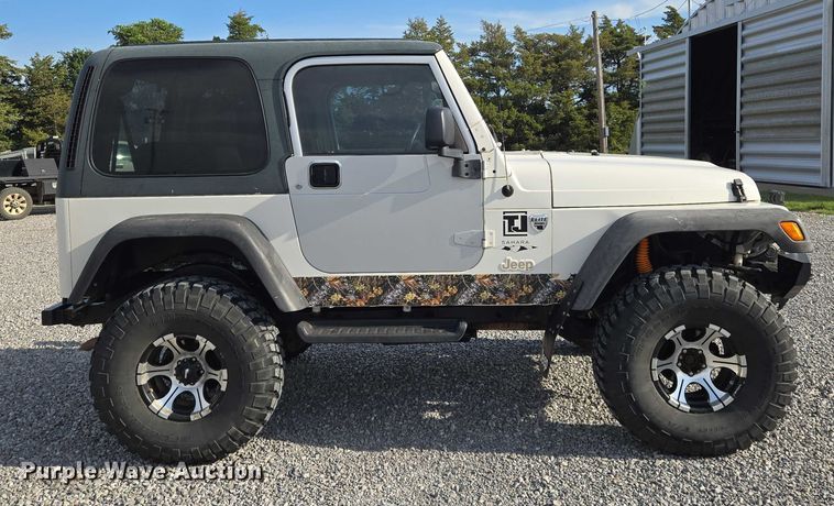 image for item DU6894 1998 Jeep SUV