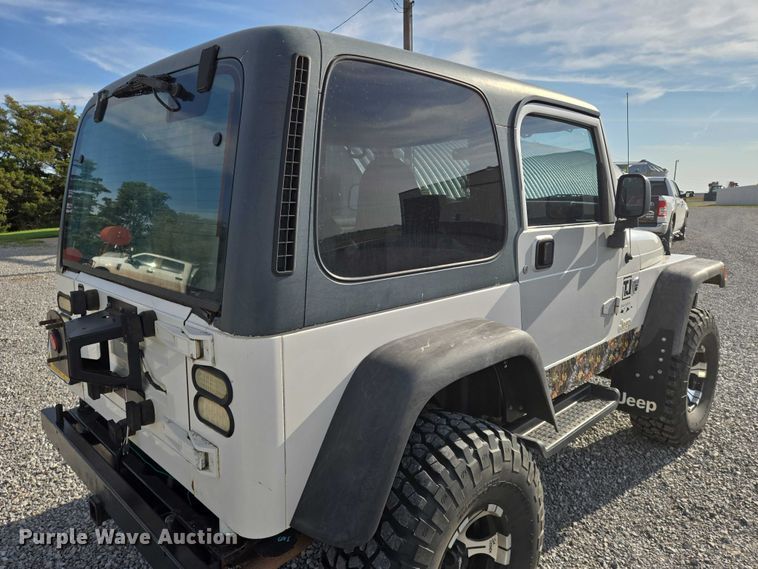 image for item DU6894 1998 Jeep SUV