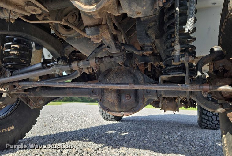 image for item DU6894 1998 Jeep SUV