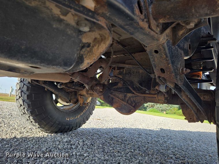 image for item DU6894 1998 Jeep SUV