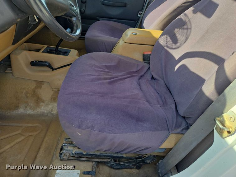 image for item DU6894 1998 Jeep SUV