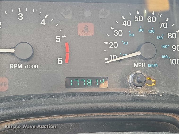 image for item DU6894 1998 Jeep SUV