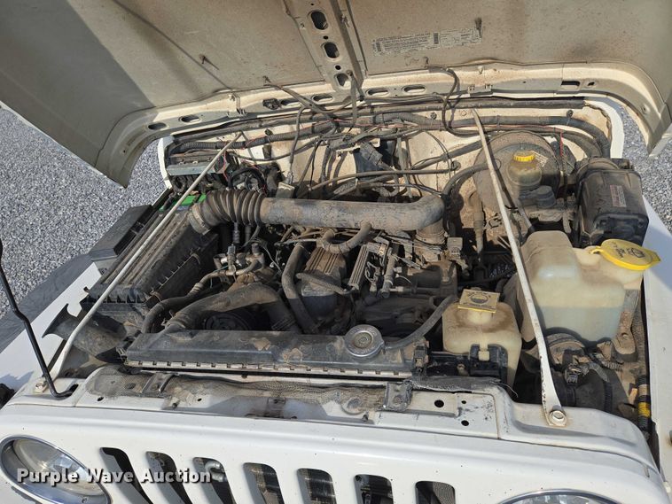 image for item DU6894 1998 Jeep SUV