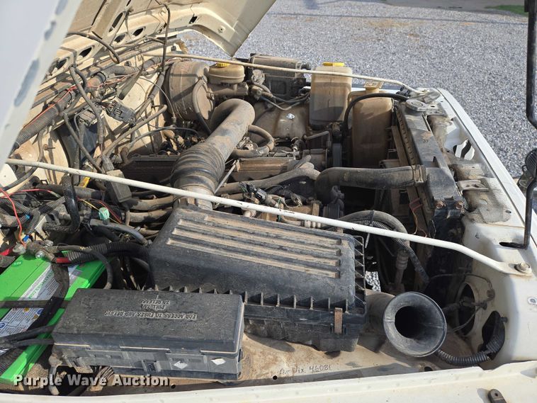 image for item DU6894 1998 Jeep SUV