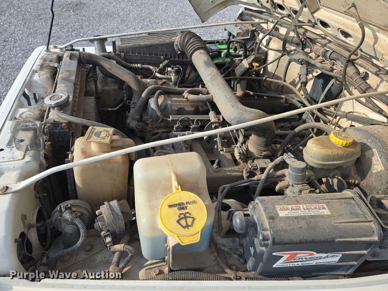 image for item DU6894 1998 Jeep SUV