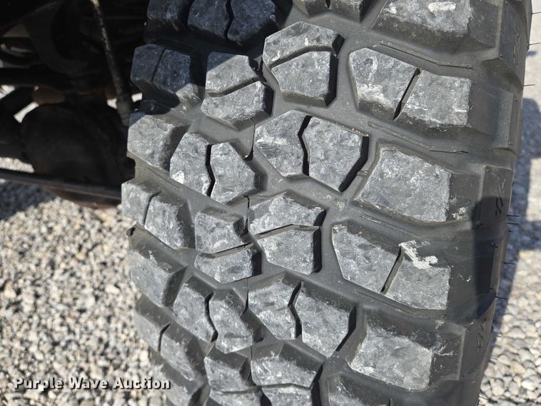 image for item DU6894 1998 Jeep SUV